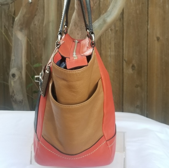 Stunning Coach leather tri-color tote handbag - Picture 3 of 14